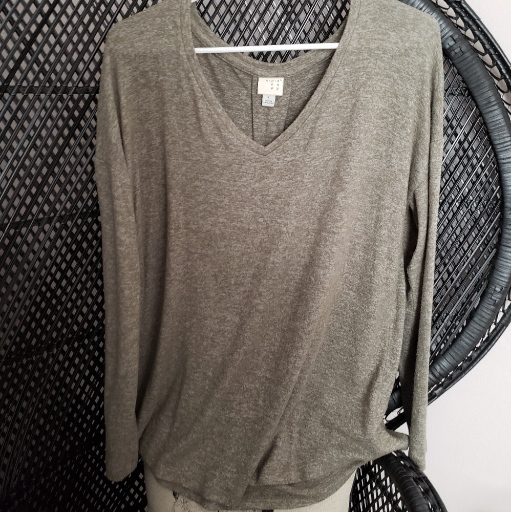 Super soft green sweater